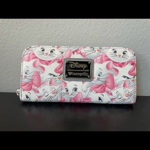 NWOT Disney Aristocats Loungefly Wallet